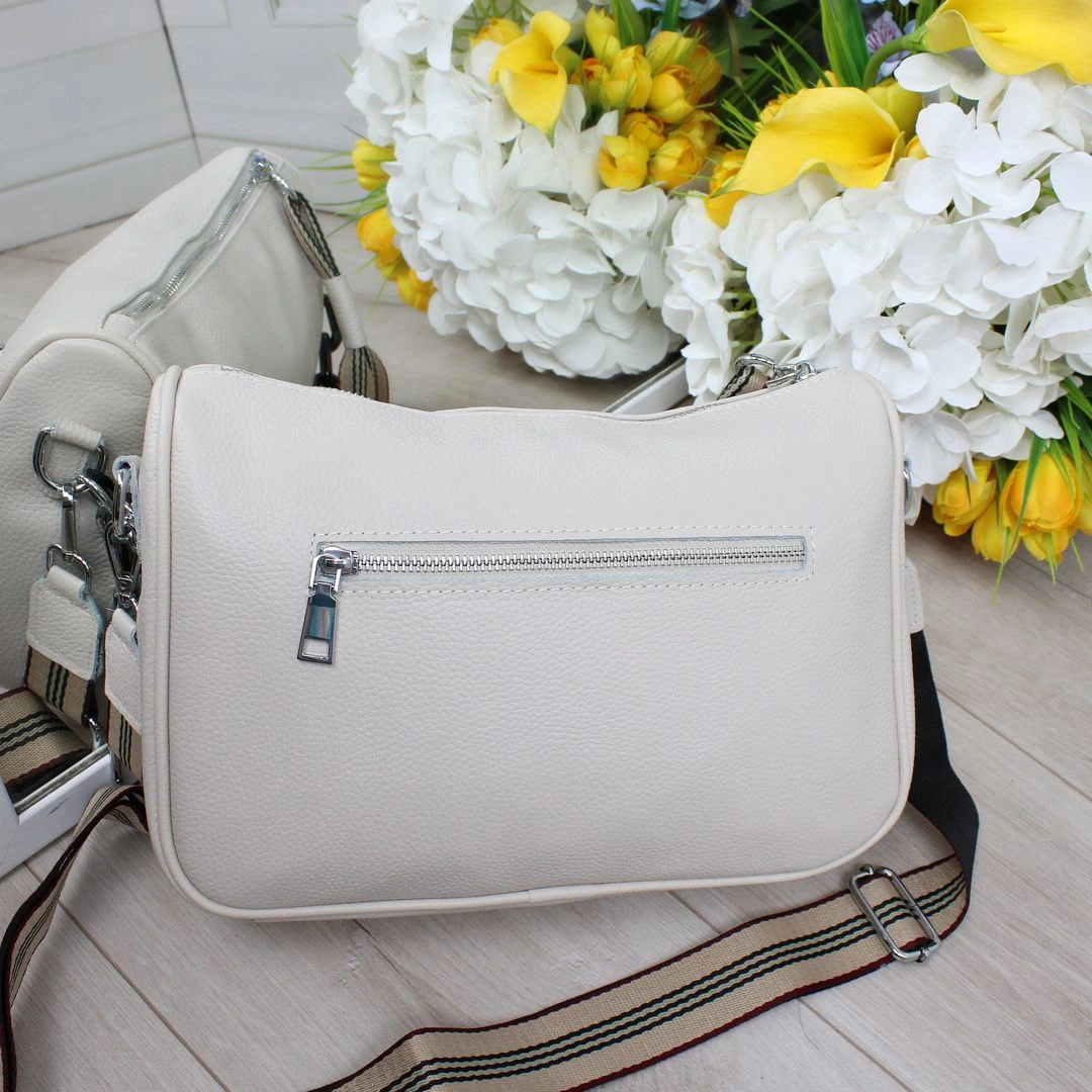 Жіноча сумка молочна крос-боді вишукана для особливих подій